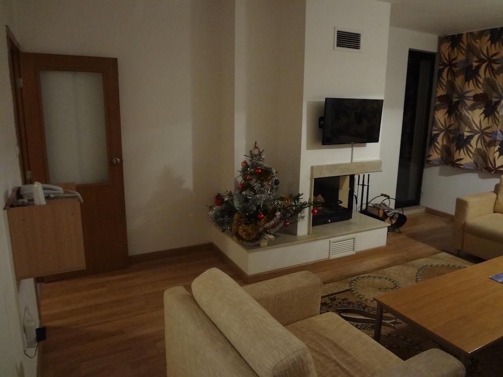 Deluxe Apartments Pamporovo Eksteriør billede