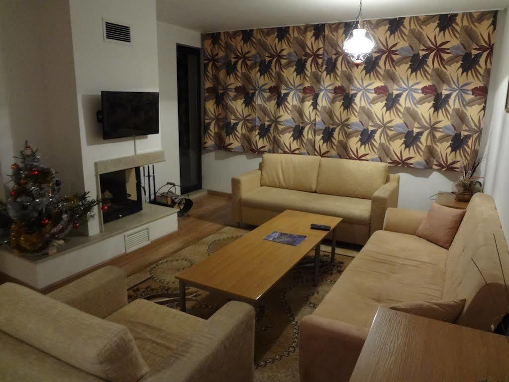 Deluxe Apartments Pamporovo Eksteriør billede